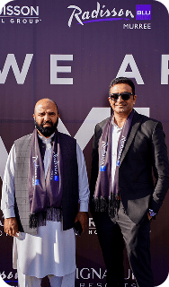 Modern Waterfront Home community-detail_img